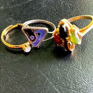 3 rings. Size 7. Costume and fun.